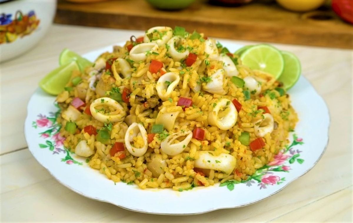 Arroz amarillo con calamares