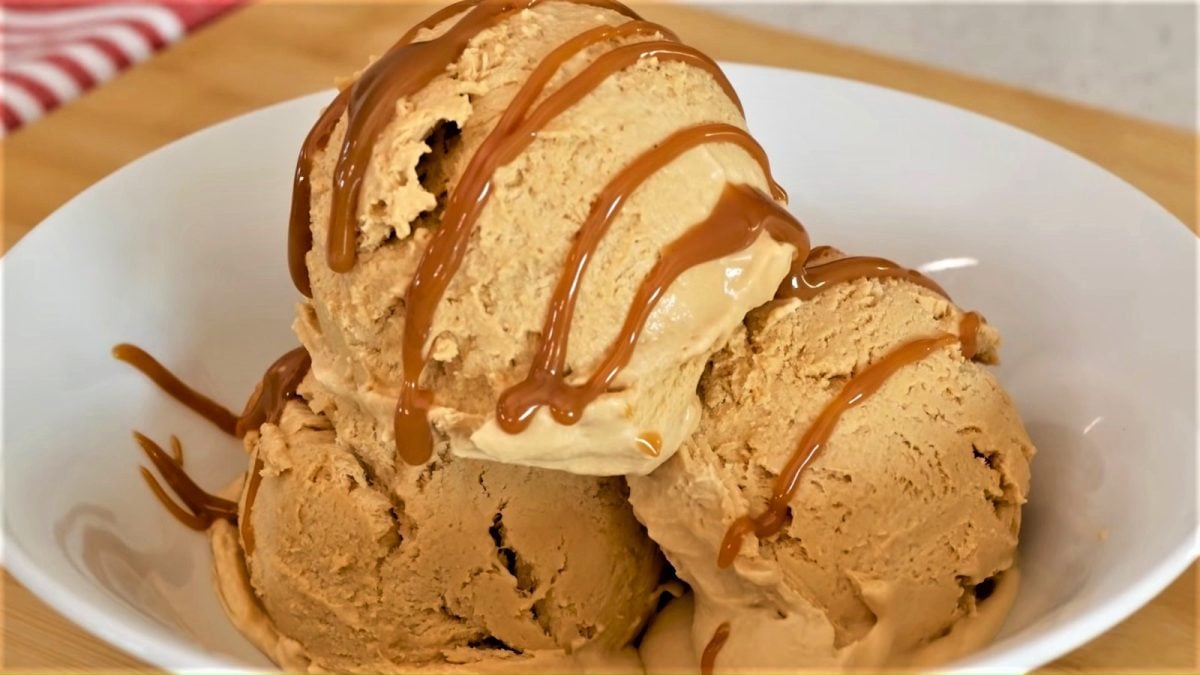 Helado casero con dulce de leche