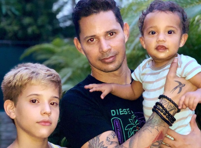 Leoni Torres junto a sus hijos, Sebastián y el pequeño Samuel
