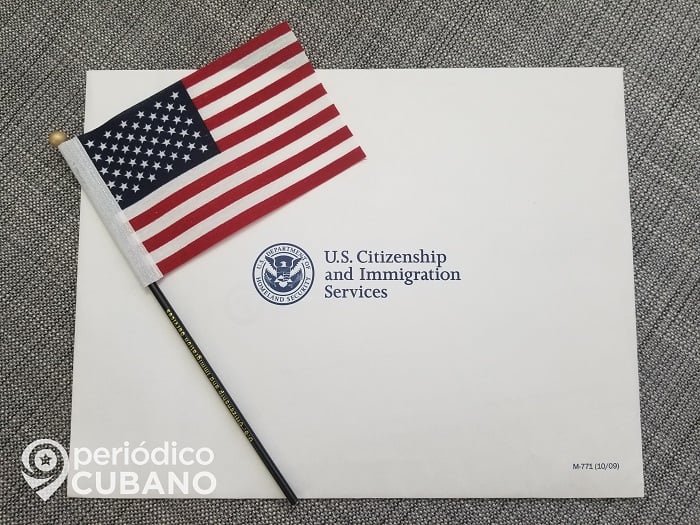 Cubanos bajo el formulario I-220A podrán aplicar para la residencia permanente en Estados Unidos