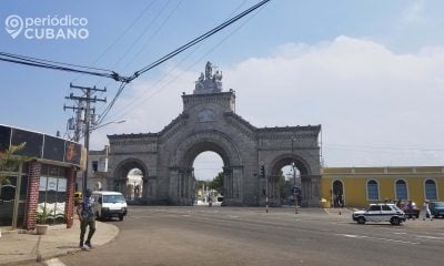 entrada al cementerio de colon