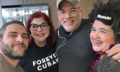 Susana Pérez junto a Judith González y otros amigos