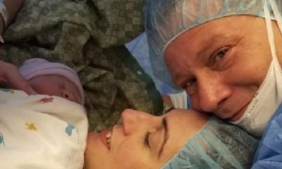 Jorge Ferdecaz y su esposa Laura comparten su felicidad ante el nacimiento de su bebé