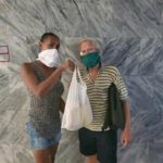 Malú Cano reparte alimentos a personas transgéneros en La Habana en medio del coronavirus (5)