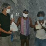 Malú Cano reparte alimentos a personas transgéneros en La Habana en medio del coronavirus (8)