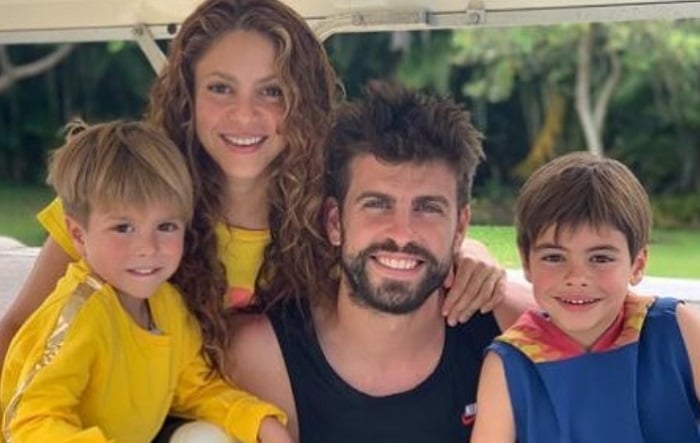 Shakira junto a Gerard Piqué y sus dos hijos