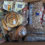 Así es la ayuda alimenticia por el Covid-19 que reparten en Hialeah