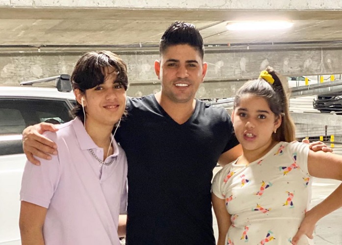 Baby Lores y sus hijos