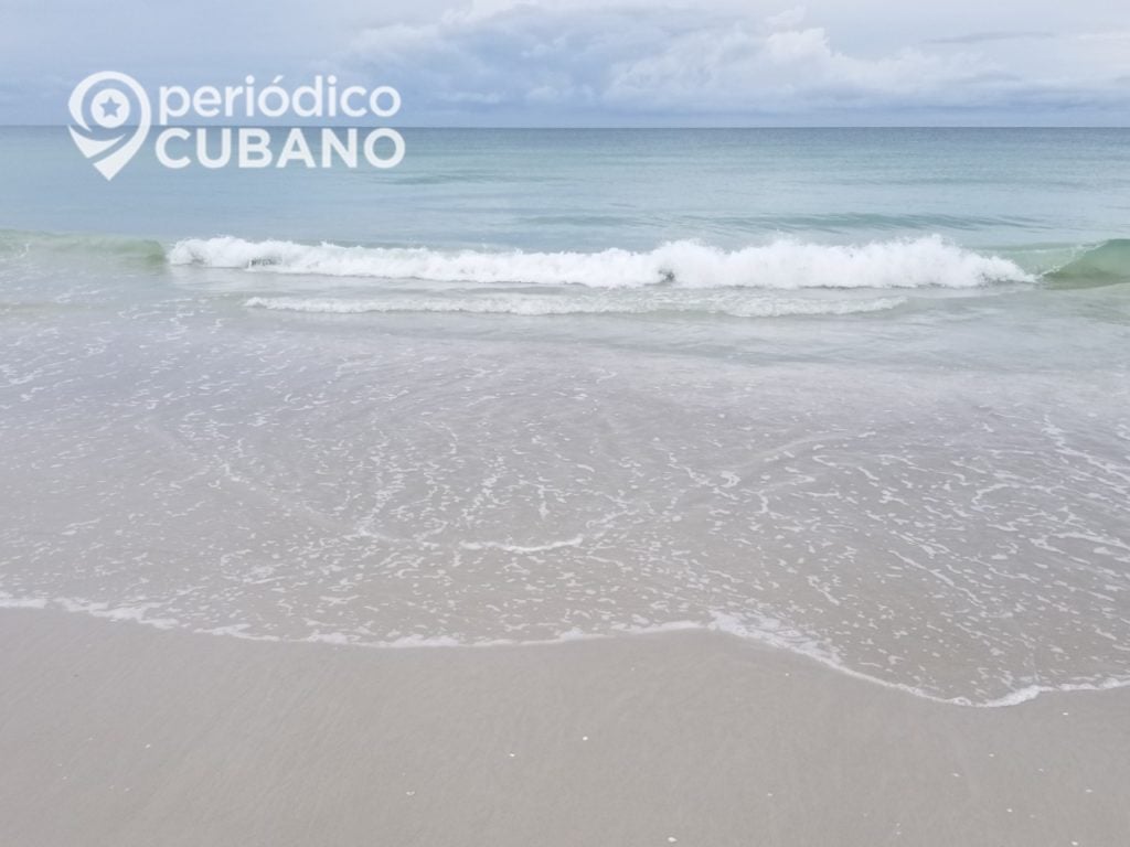 Las playas de Cienfuegos están abiertas, pero no para los cuentapropistas 