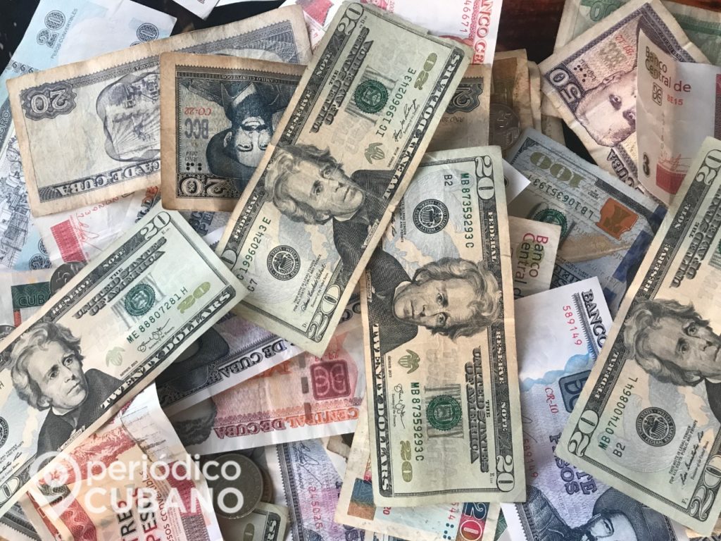 Bancos cubanos reportan un aumento del 195% en el depósito de cuentas en dólares