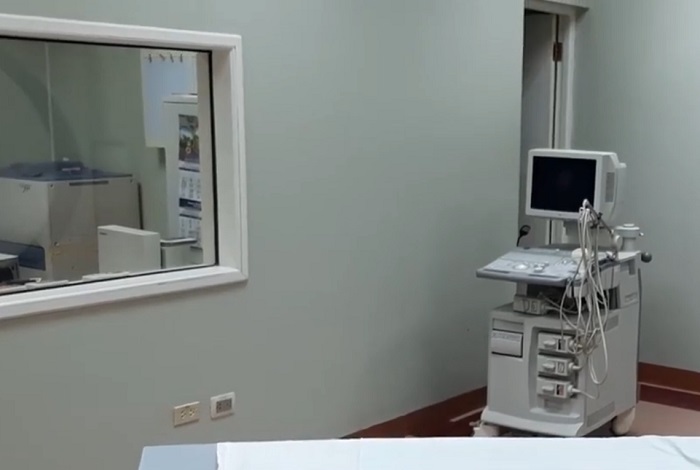 Bolivia tratará a médicos contagiados de COVID-19 en antigua clínica cubana