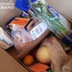 Iglesia de Hialeah Gardens reparte cajas de alimentos por la pandemia
