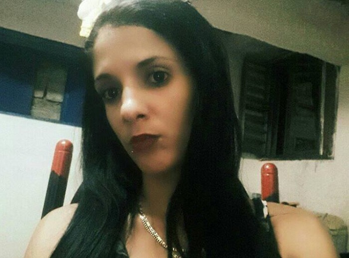 La activista cubana Keilylli de la Mora sigue sufriendo maltrato en una prisión de Cienfuegos