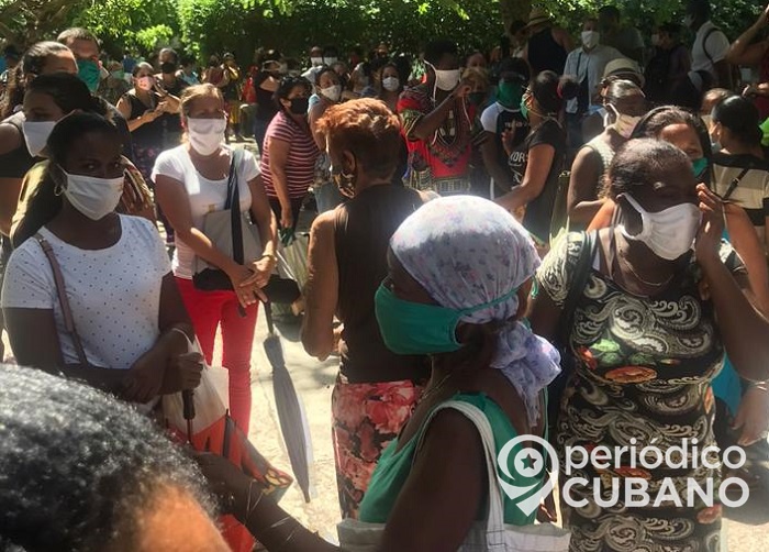 Cubanas en Villa Clara fingen embarazos para obtener ventajas en las colas