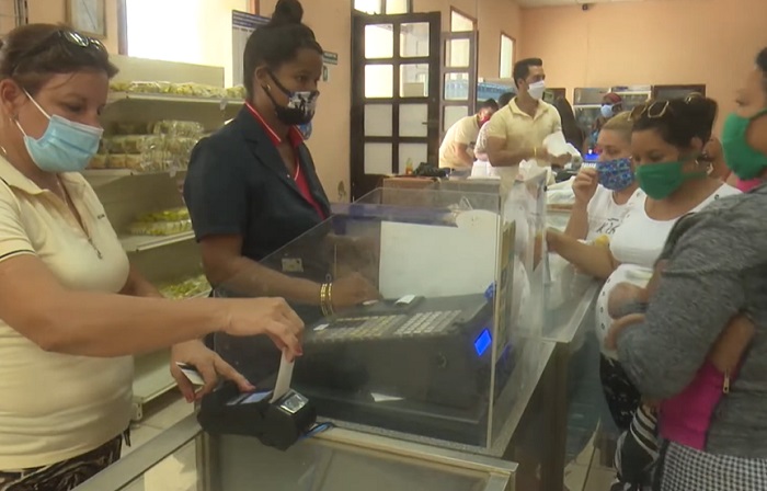 Clientes insatisfechos con la poca variedad de productos en las tiendas en MLC