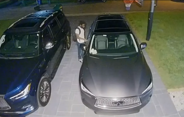 Captan en cámara a ladrón que robó decenas de autos en Coral Springs, Broward (Captura de pantalla: Local 10-Youtube)