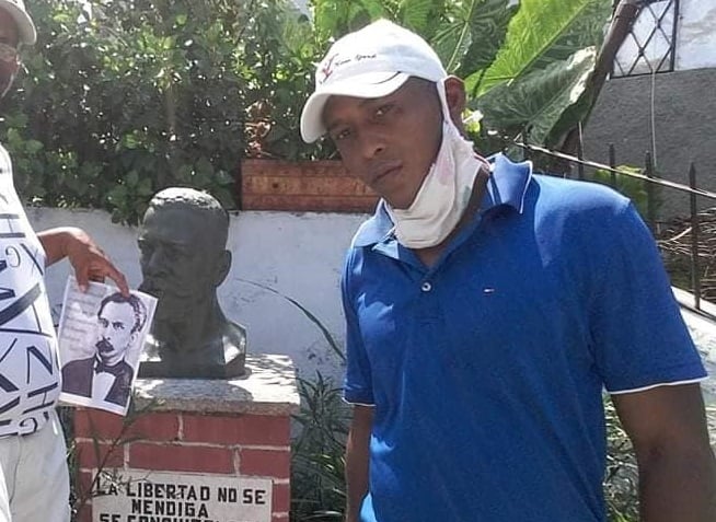 Opositor cubano Ángel Castro Carrera pasará un año en prisión por presunto desacato