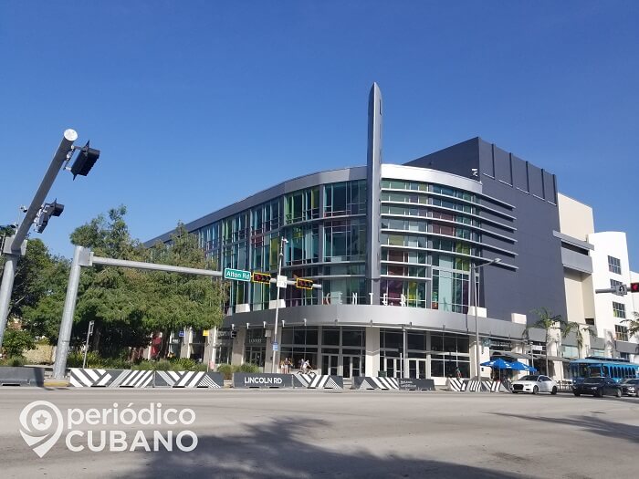 Cines y teatros de Miami-Dade pueden abrir de este viernes al 50% de su capacidad