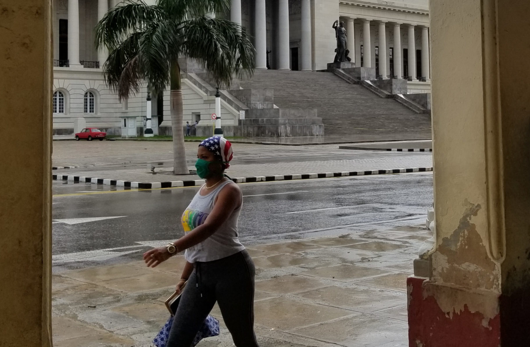 Titina, la mujer que montaba bicicleta y causó furor en La Habana