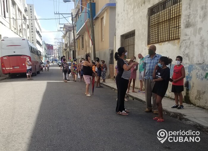 Cubana falleció tras un enfrentamiento a golpes en una cola