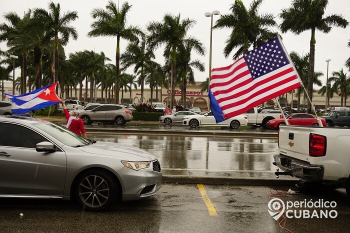 Fallo de un juez de inmigración podría otorgar a miles de cubanos la Green Card