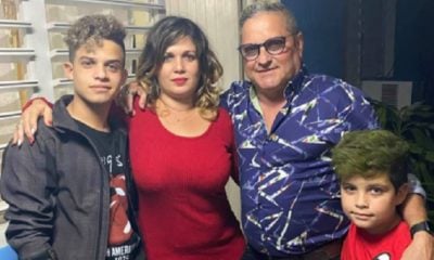 Gustavito disfruta en familia la llegada del año nuevo en Cuba