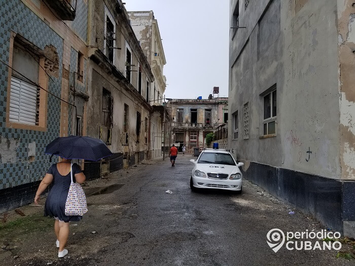 Médico lamenta la existencia de más patrullas que ambulancias en Cuba