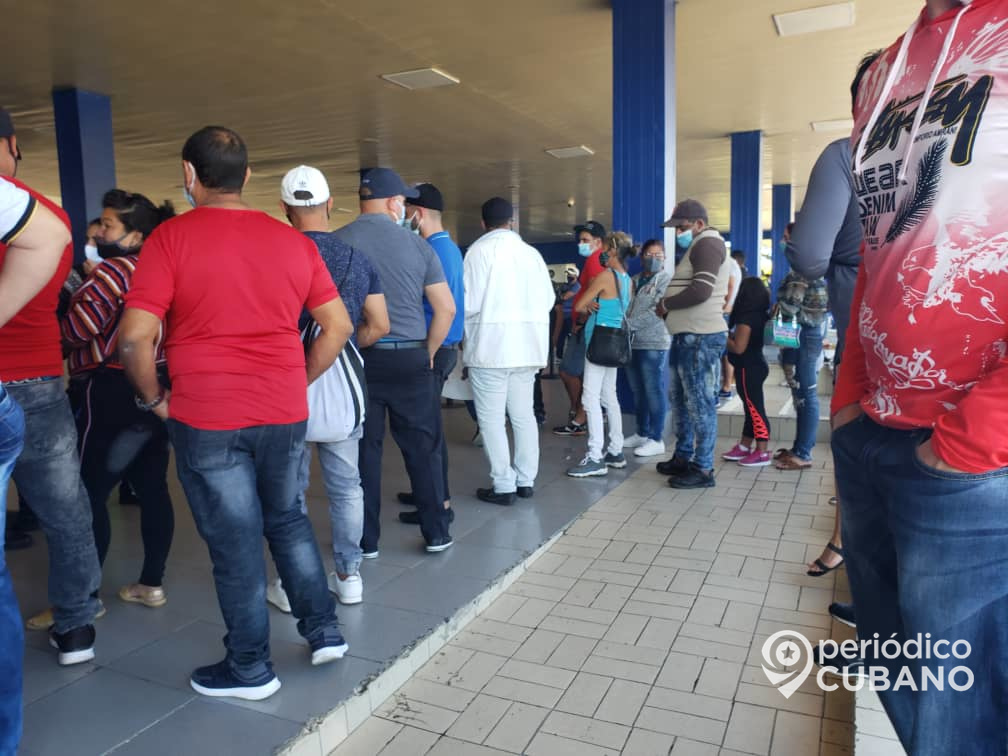 Restringen vuelos a Cuba y los viajeros que lleguen deben ir a centros de aislamiento