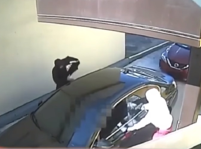 Miami-Dade thieves assault man and steal $ 10,000 gold Cuban chain