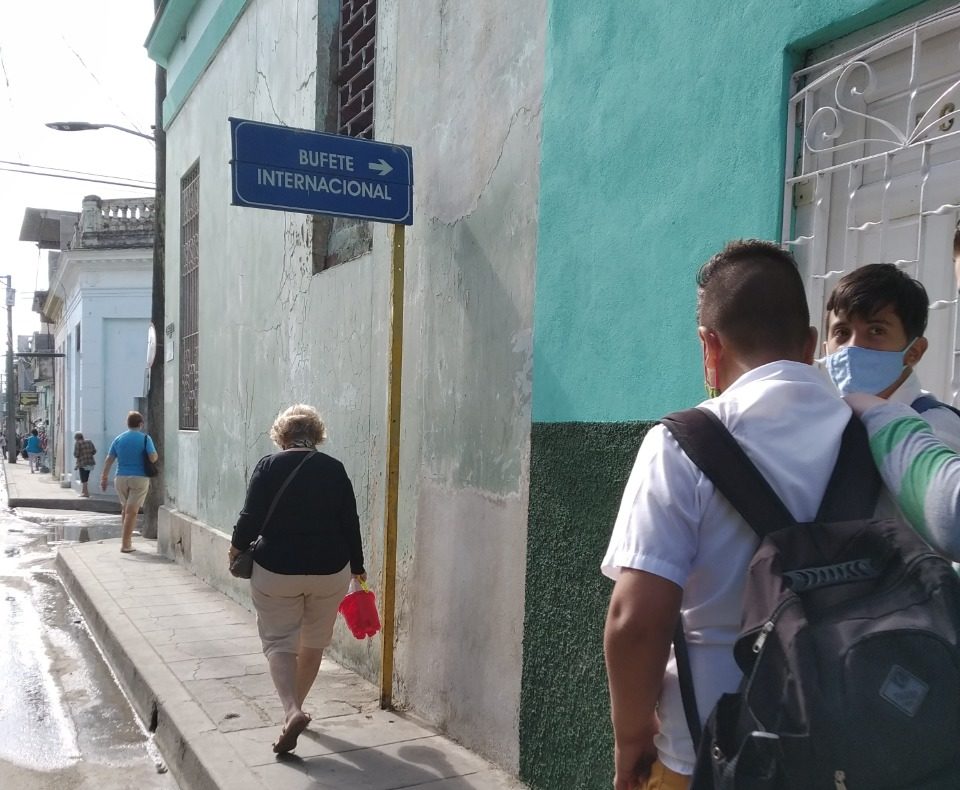 Cuba reporta 906 casos de coronavirus, 120 de ellos son menores de edad
