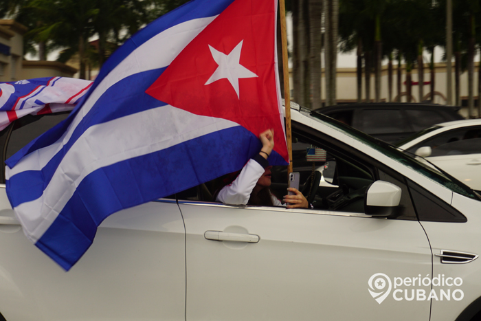 Bandera cubana en Miami