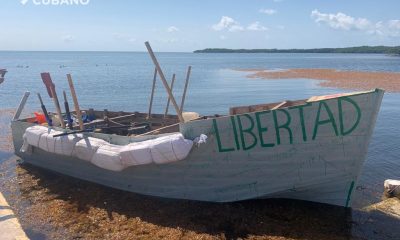 Balsa cubana llamada LIBERTAD