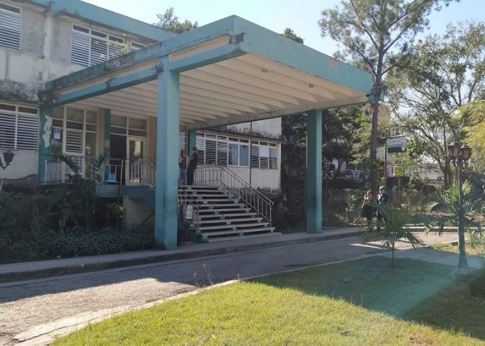 Covid-19 crisis hospitales cubanos La Habana