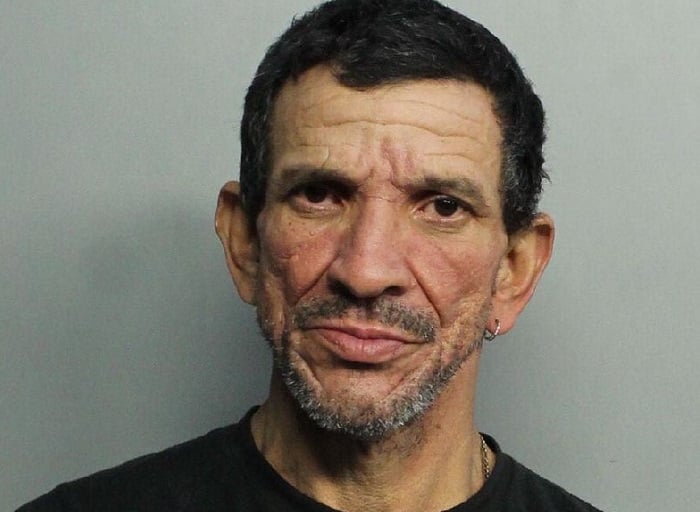 Cuban arrested for trying to use a chainsaw to steal a bicycle in Miami Beach