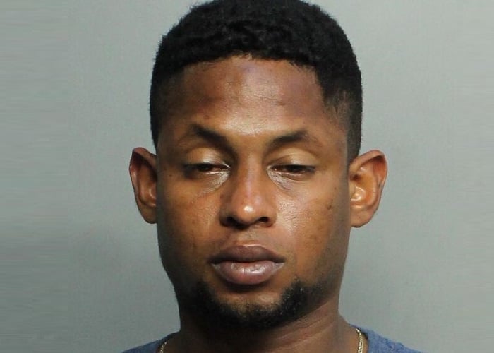 Cuban in Miami arrested for stealing a car and colliding with a police car