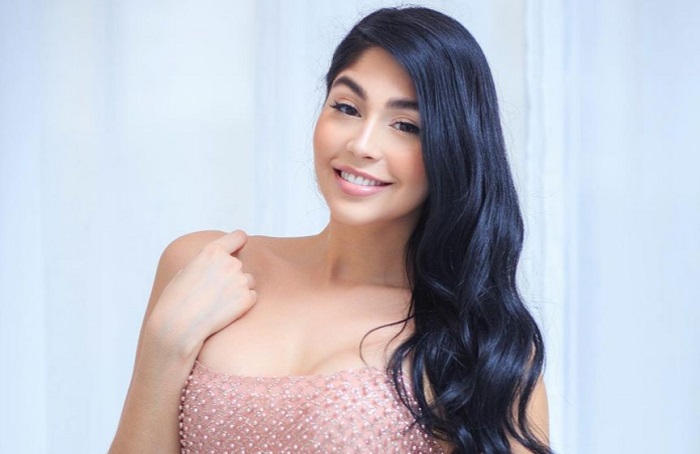 Daniela Reyes arrasa en TikTok con nuevo baile