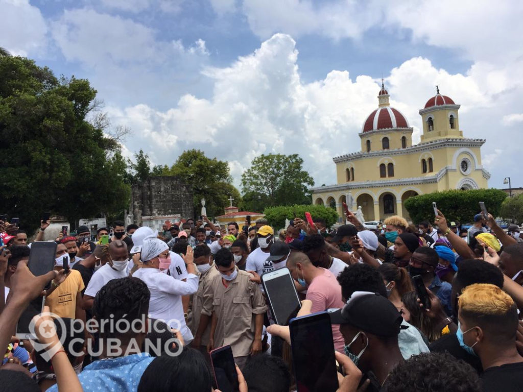 Gobierno de La Habana responde a las fotos de restos humanos en el cementerio Colón
