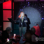 Mirtha Medina cantando en el centro nocturno Alfaros (2)