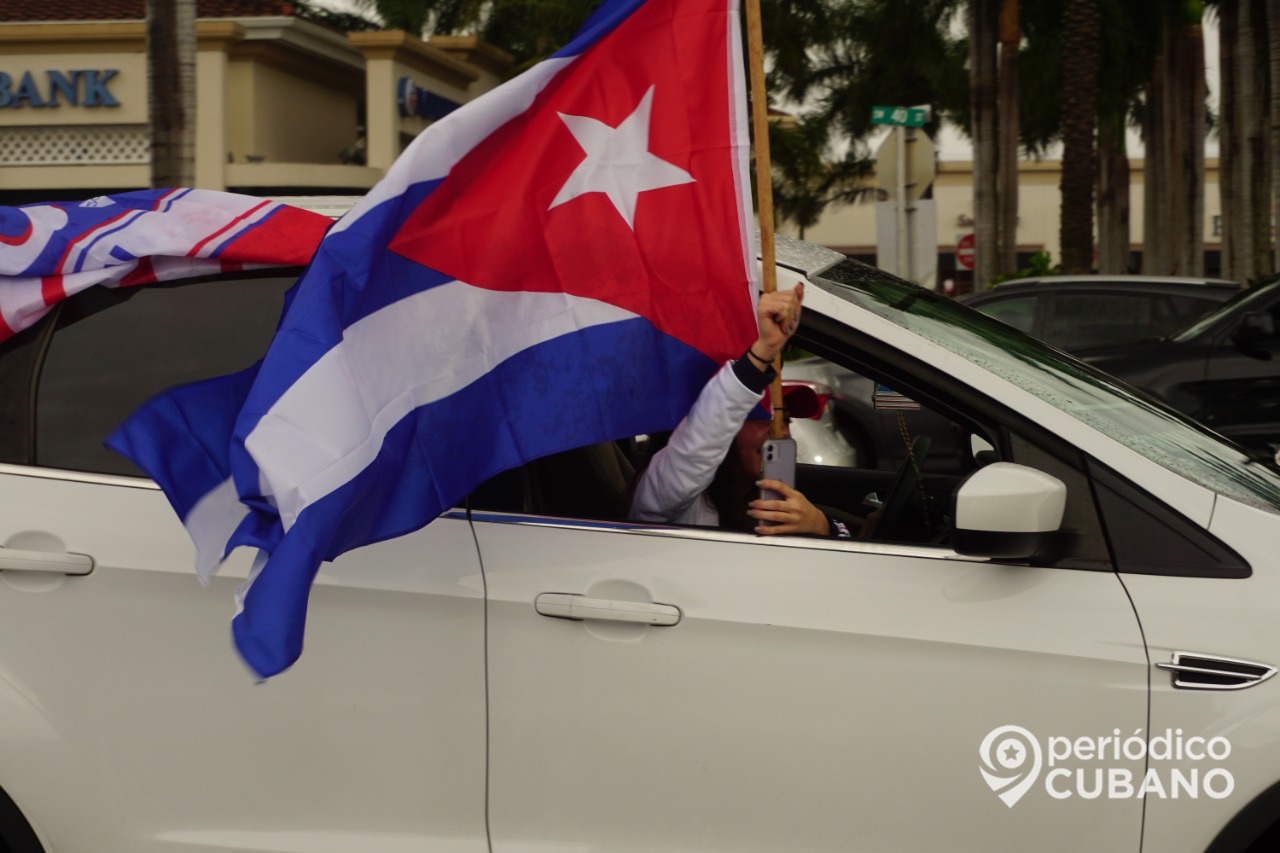 La imagen de la bandera cubana, un símbolo para descargar