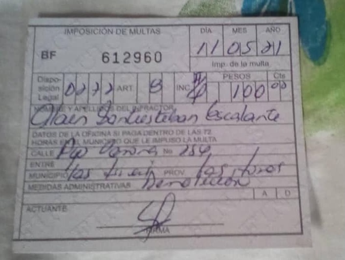 Multan a un pastor de Las Tunas por poner palos en el patio de su casa