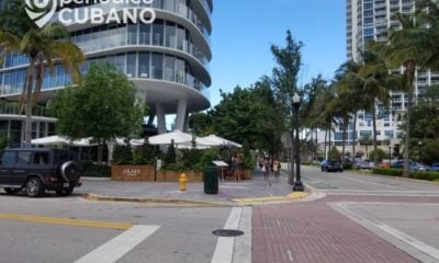 Negocios privados de Miami Beach ofrecen bebidas gratis y descuentos para quienes se vacunen