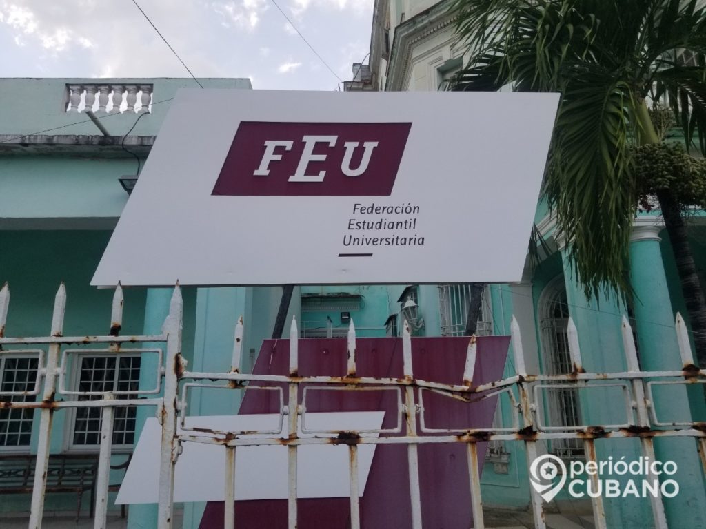 Universitarios cubanos retomarán las clases presenciales en septiembre