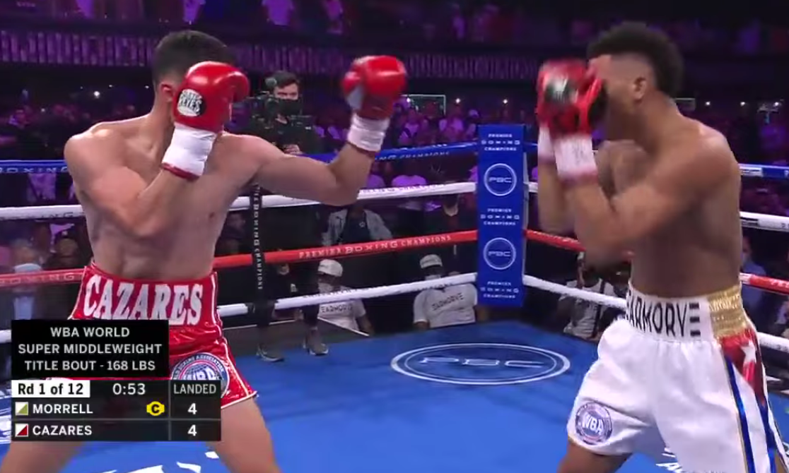 Boxeador cubano David Morrell mantiene su título mundial con