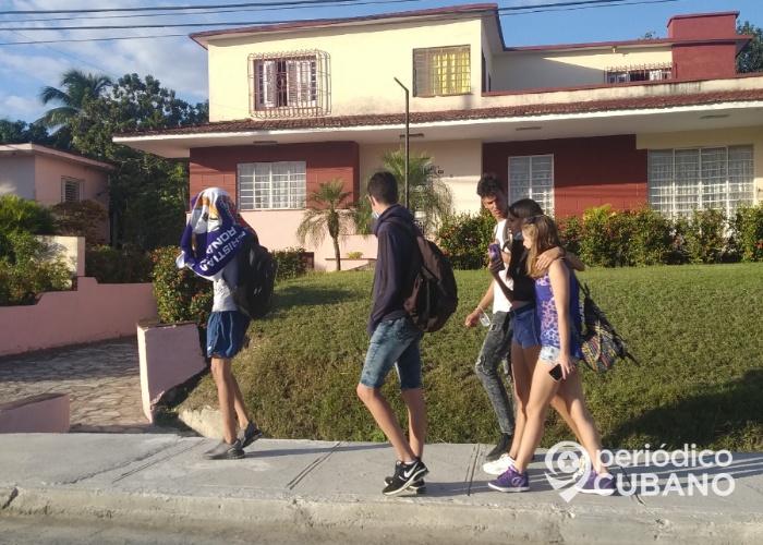 Más de 2 millones 553 mil 263 de cubanos se han vacunado, ¿por qué los contagios están al alza