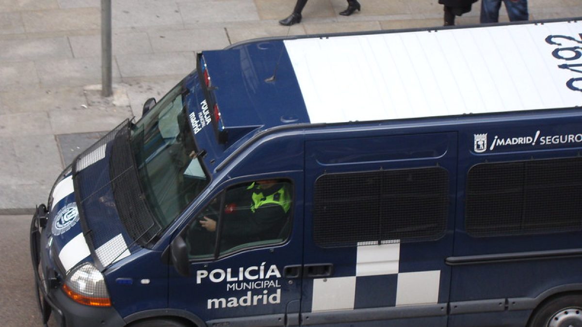 Arrestan a tres cubanos en por robar carteras en bares y restaurantes