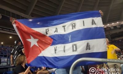 Cubanos protestaron ante las autoridades en el choque entre Cuba y Canadá.