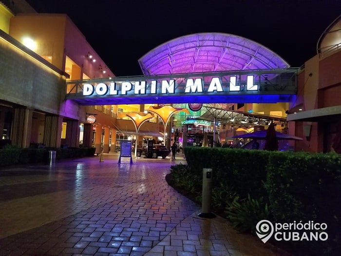 ¿Vas de compras al Dolphin Mall en Miami? ¡Cuidado con los caimanes!