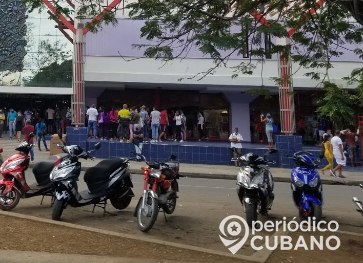 Cuba supera los 2.500 contagios de COVID-19