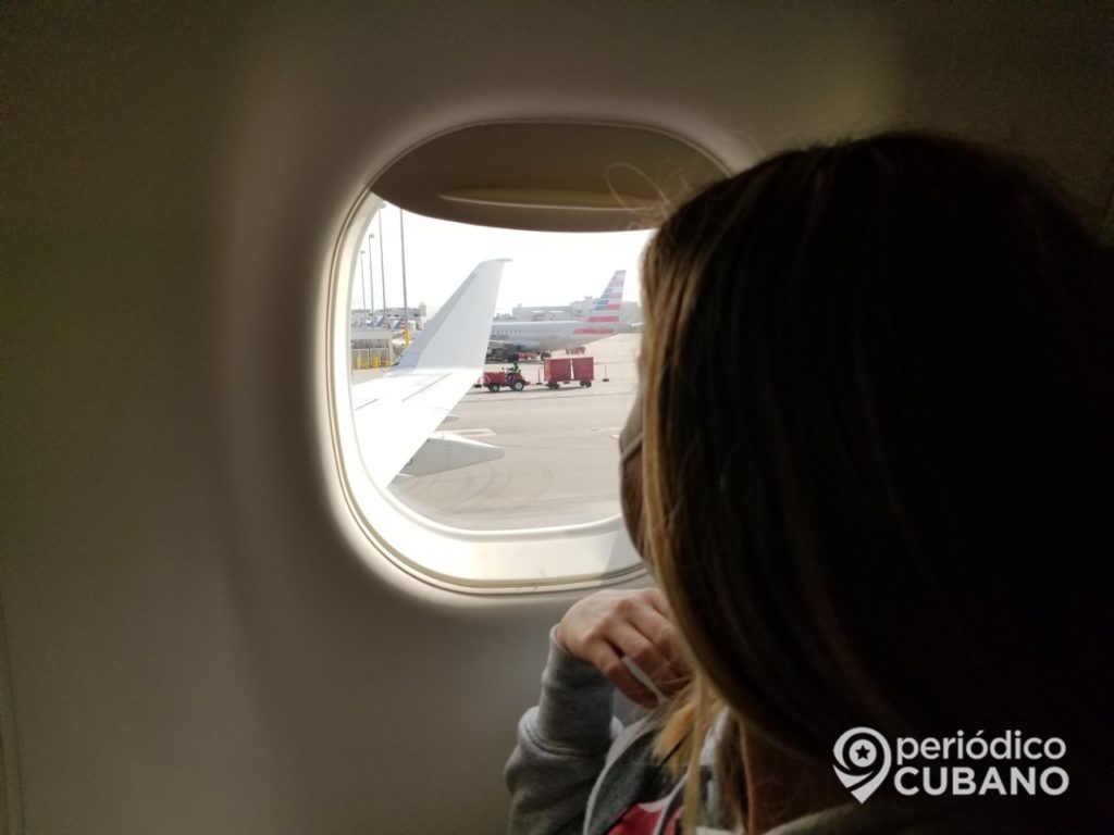 Boletos de avión para salir de Cuba se venderán solo con tarjetas en MLC