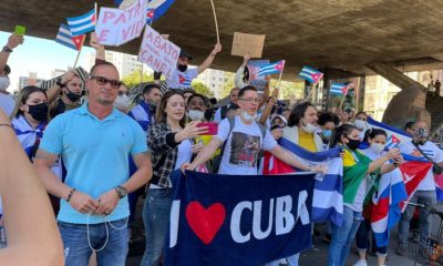 Cubanos en el Vaticano y Brasil apoyan las protestas en la Isla